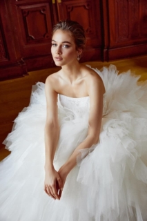 Svatebni saty divina sposa 232 27 4587