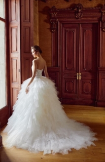 Svatebni saty divina sposa 232 27 4689