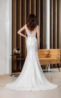 Svatebni saty Lovely 234 22 DOS