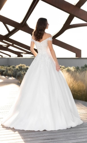 Svatebni saty Lovely 234 25 DOS