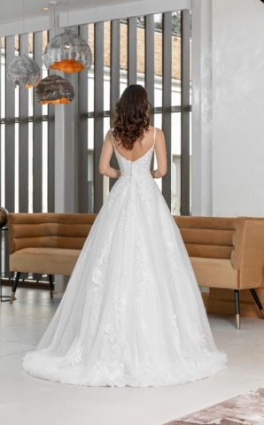 Svatebni saty Lovely 234 26 DOS