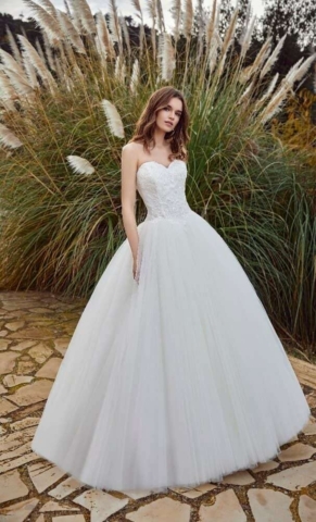 Svatebni saty miss kelly 231 30 0247 e1660204173726